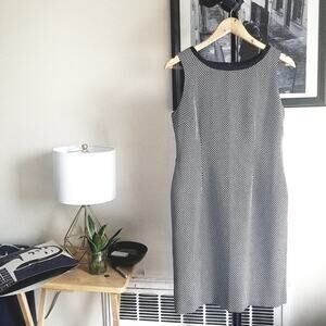 ANNE KLEIN NEW Classic Black & White Dress 4P